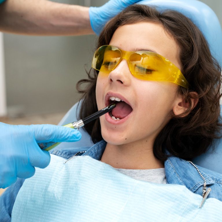 close-up-boy-dentist