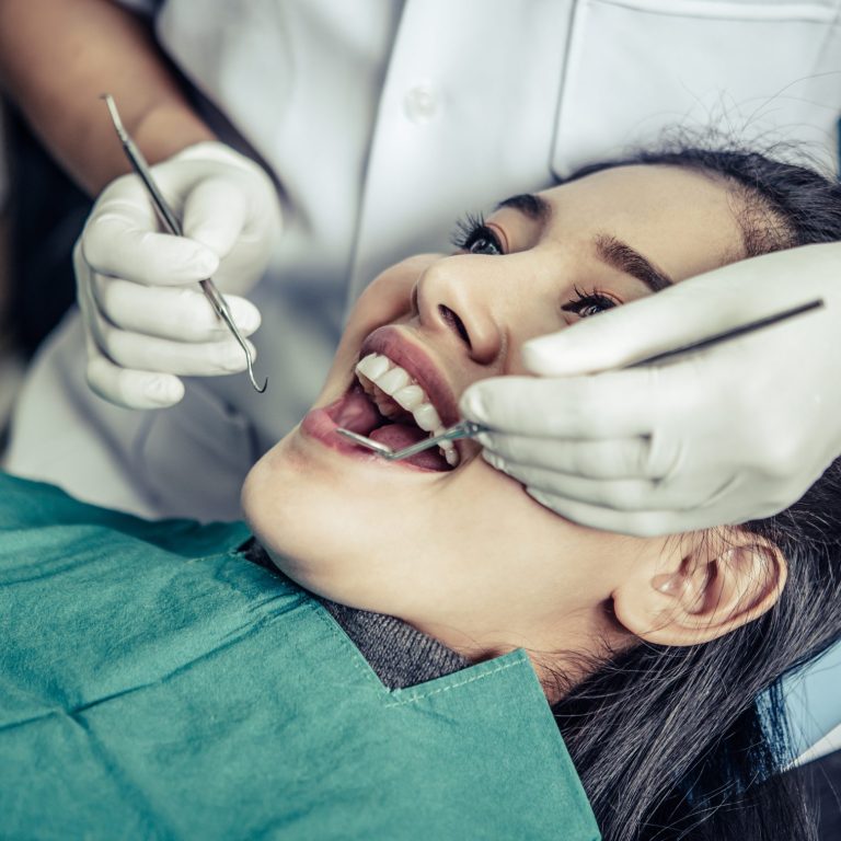 Dentists treat patients' teeth.
